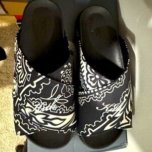 Kith Sandals Never Worn